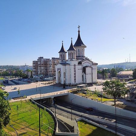 Central Cosy Apart Oradea Apartment Ngoại thất bức ảnh