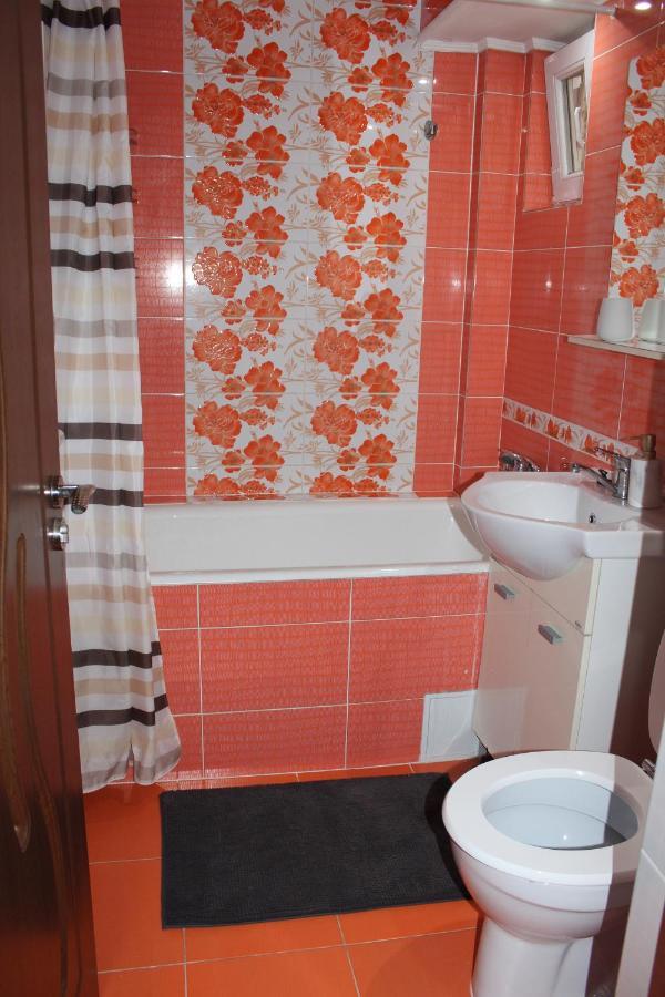 Central Cosy Apart Oradea Apartment Ngoại thất bức ảnh