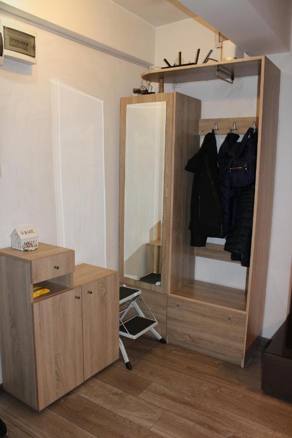 Central Cosy Apart Oradea Apartment Ngoại thất bức ảnh